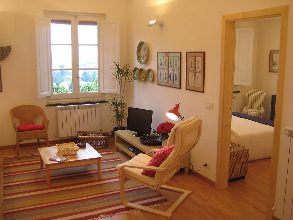 Garden Lodge Chiavari Holiday home