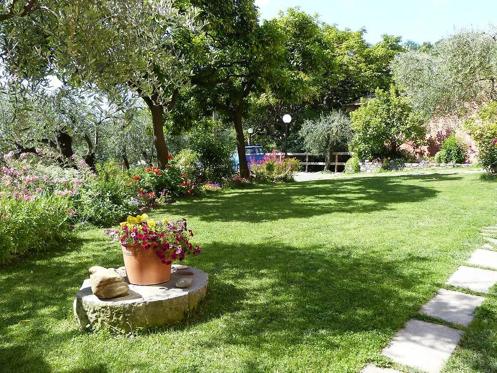 Garden Lodge Chiavari
